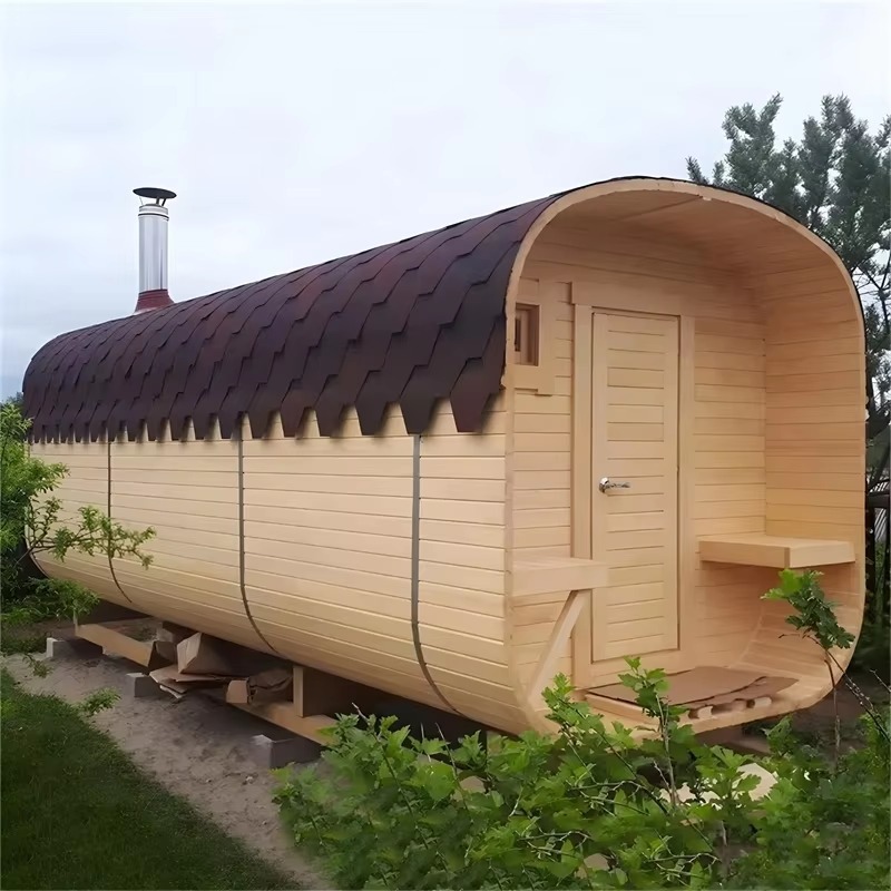 Outdoor grootschalige massief houten sauna